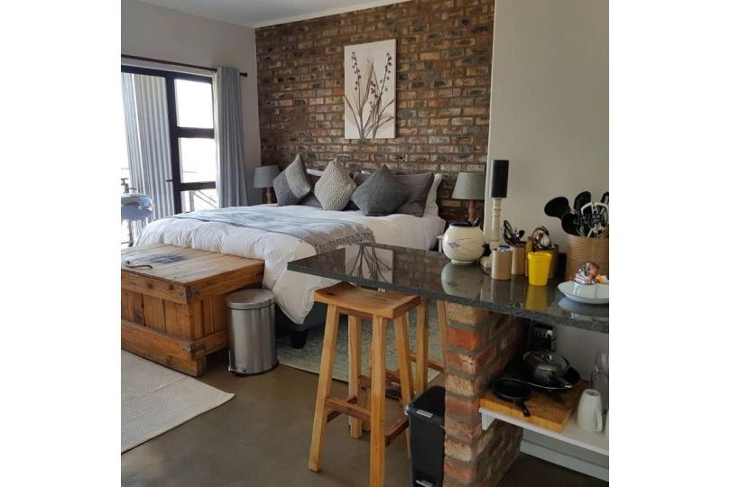 The Stoke House Apartment, Clarens - imaginea 4