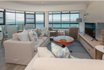 The Sun,Whales and Waves seafront apartment Apartment, Hermanus - 1