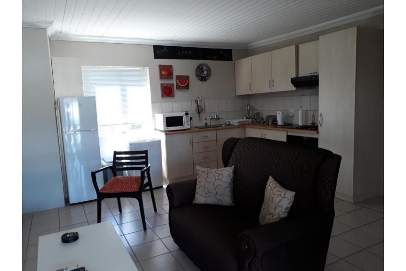 The Upper Deck Apartment, Swellendam - imaginea 3