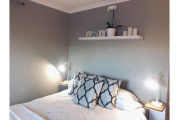 The Upper Room Apartment, Paarl - 1