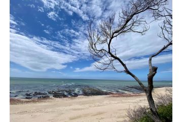 The View at Swemmer Chalet, Jeffreys Bay - 4