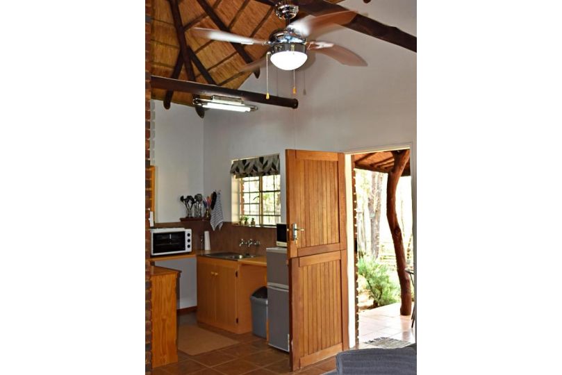 The Waterberg Owl Cottage Guest house, Vaalwater - imaginea 10