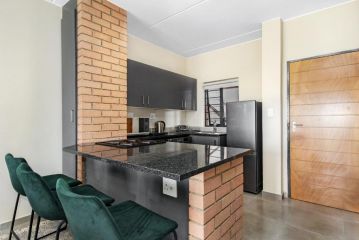 Smartz Apartment 334 Apartment, Midrand - 4