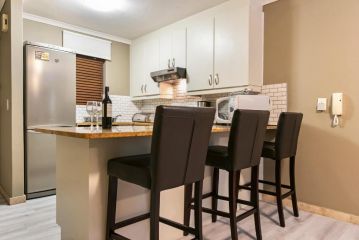 The Waves 1002 by HostAgents Apartment, Bloubergstrand - 3