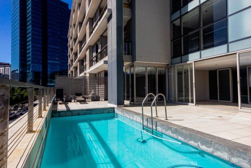 Three Bedroom Apartment - fully furnished with balcony Apartment, Cape Town - imaginea 3