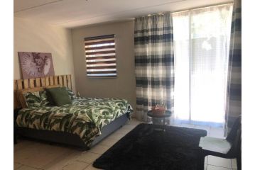 Tintswalo Nests Apartment, Johannesburg - 5