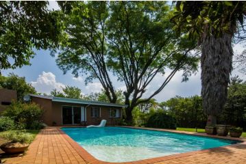 Tipuana Cottage Apartment, Johannesburg - 2