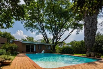 Tipuana Cottage Apartment, Johannesburg - 1