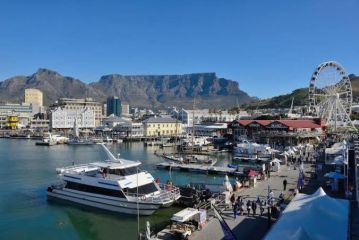 Top Floor , Full sea View Apartment, Cape Town - 4