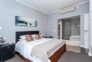 Tranquil 1-Bedroom at Harbour Bridge Apartment, Cape Town - thumb 7