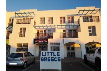 Tranquil Secure Beach Apartment Close to Major Amenities in Strand, Western Cape Apartment, Cape Town - 1