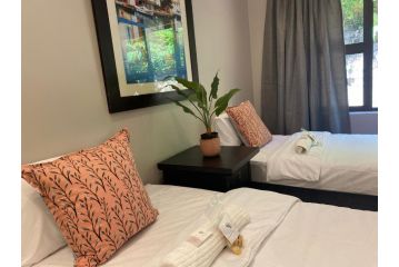 Tranquility Apartment, Margate - 2