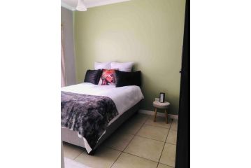Tranquillity Apartment, Johannesburg - 2