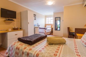 Treetops Guesthouse Bed and breakfast, Port Elizabeth - 1