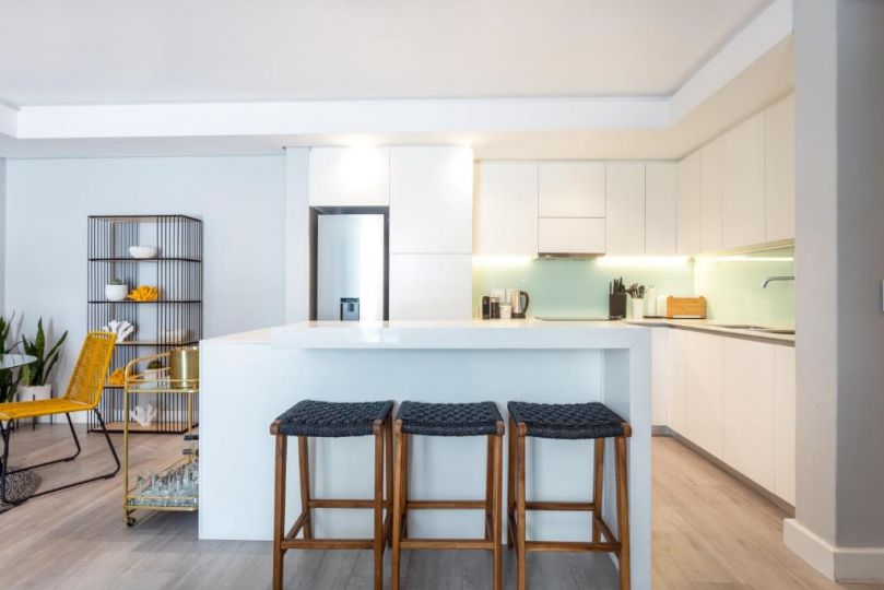 Trendy 2 bedroom apartment in Greenpoint, Cape Town. Apartment, Cape Town - imaginea 19
