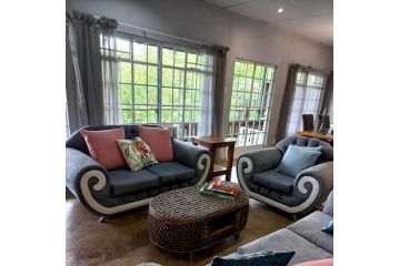 Tucked-Away Self Catering Lodge Guest house, Nelspruit - 4
