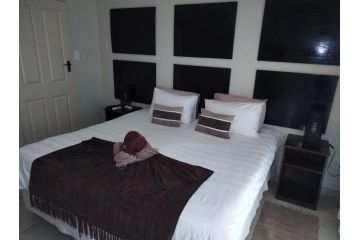 Turn and slip Guest house, Bloemfontein - 3