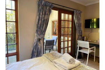 Tuscan Rose Bed and breakfast, Johannesburg - 3
