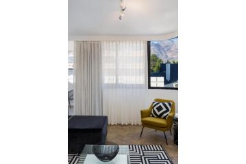 Tuynhuys Luxurious with Stunning View Apartment, Cape Town - 3