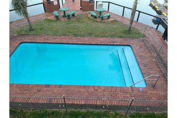 Tuzi Gazi waterfront Apartment, Richards Bay - 3