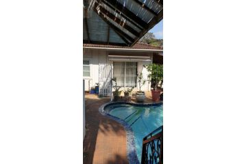 Pool Cottage Apartment, Durban - 3