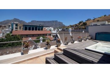 Two Bedroom with Jacuzzi Apartment, Cape Town - 1