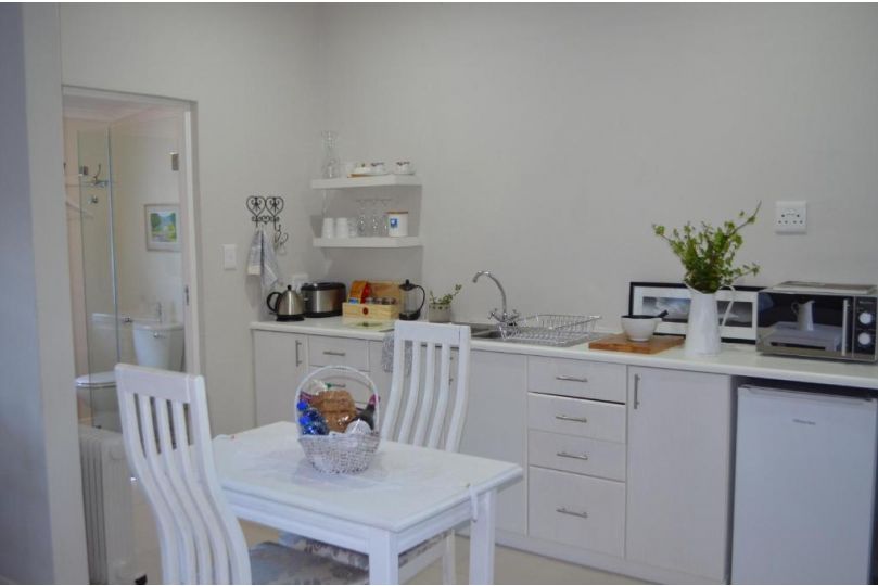 TwoVines Guest Studio Apartment, Stellenbosch - imaginea 1