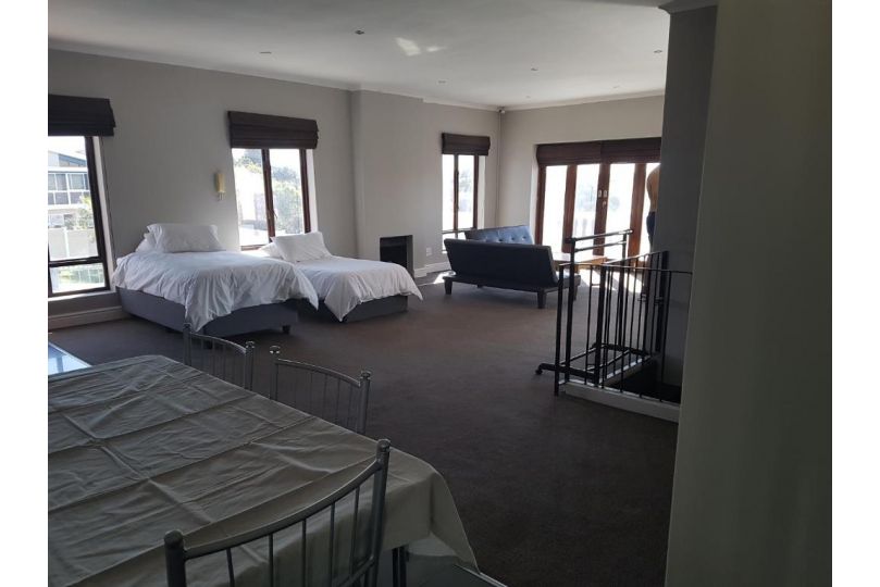 Tyday Accommodation Guest house, Port Elizabeth - imaginea 8