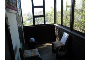 UMDONI HOLIDAY FLAT Apartment, Margate - 4