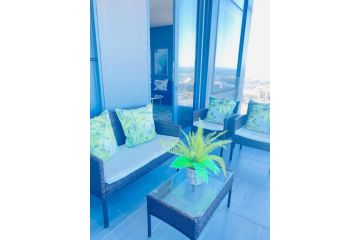 Umhlanga Arch 1806 -Luxury Ocean View Apartment, Durban - 4