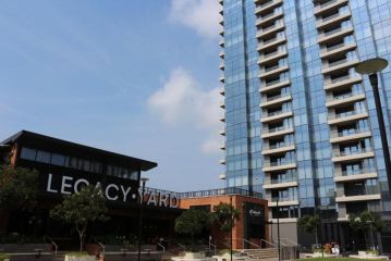 Umhlanga Arch Luxury Apartment, Durban - 1