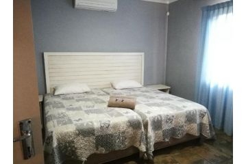 Umsinsi Cottage Villa, Hluhluwe - 5