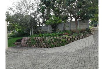 Umsinsi Cottage Villa, Hluhluwe - 1