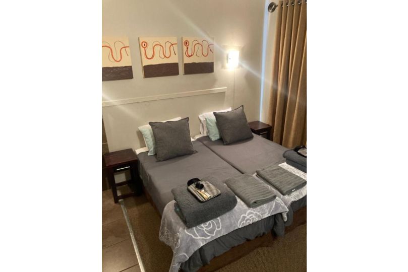 Unit 14 A-Block Bains Game Lodge Apartment, Bloemfontein - imaginea 4