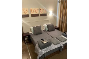 Unit 14 A-Block Bains Game Lodge Apartment, Bloemfontein - 4