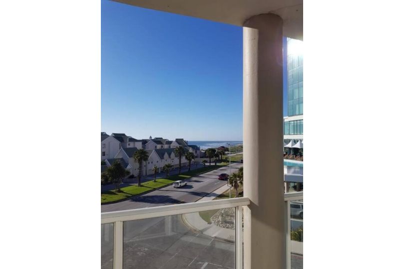 Summerstrand, 9th Avenue, Unit 303 Cascades Apartment, Port Elizabeth - imaginea 3