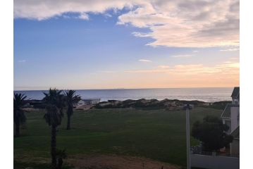 Summerstrand, 9th Avenue, Unit 303 Cascades Apartment, Port Elizabeth - 1