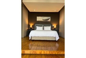 The Franklin luxury apartments 904 Apartment, Johannesburg - 3