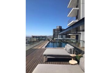 16 on Bree studio apartment with city mountain sea views Apartment, Cape Town - 5
