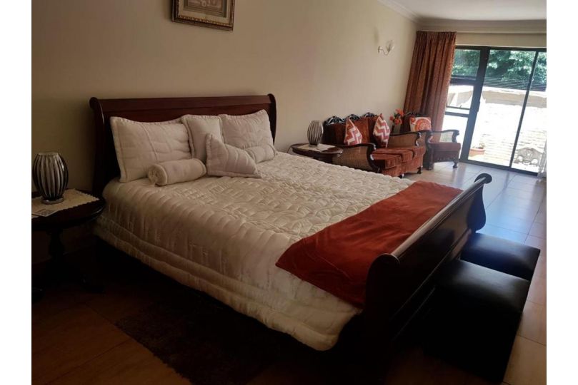 Upper Houghton Guesthouse Bed and breakfast, Johannesburg - imaginea 13