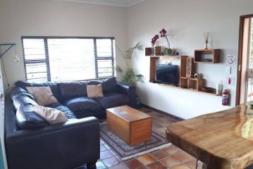 Upstairs @ the sea Apartment, Cape Town - 2