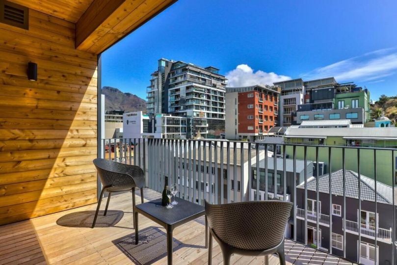 Urban , couples retreat- Perfect dual living! Apartment, Cape Town - imaginea 5
