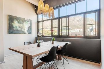 Urban Utopia in the heart of the East City Apartment, Cape Town - 4