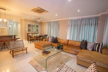 USHAKA WATERFRONT - SLEEK STYLISH SEABREEZE Apartment, Durban - 2