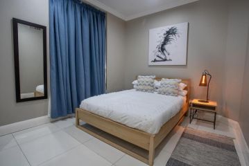 USHAKA WATERFRONT - SLEEK STYLISH SEABREEZE Apartment, Durban - 3