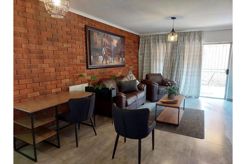 UStay Apartment - Westdene Apartment, Bloemfontein - imaginea 2
