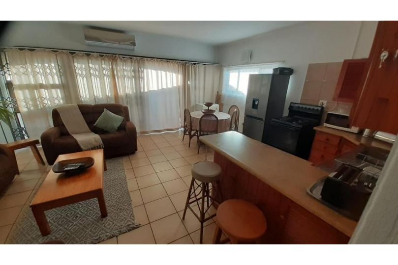 Uvongo cabanas 5A Apartment, Margate - imaginea 16