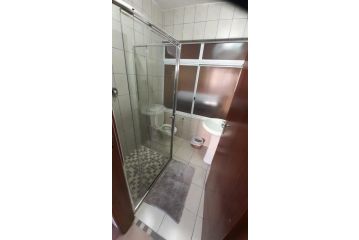 Uvongo cabanas 5A Apartment, Margate - 5