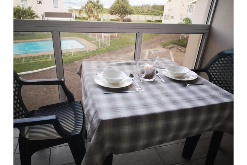 Uvongo Chalet 11 Apartment, Margate - imaginea 7