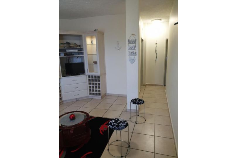 Uvongo Lucian Blue Flag Beach Apartment, Margate - imaginea 7